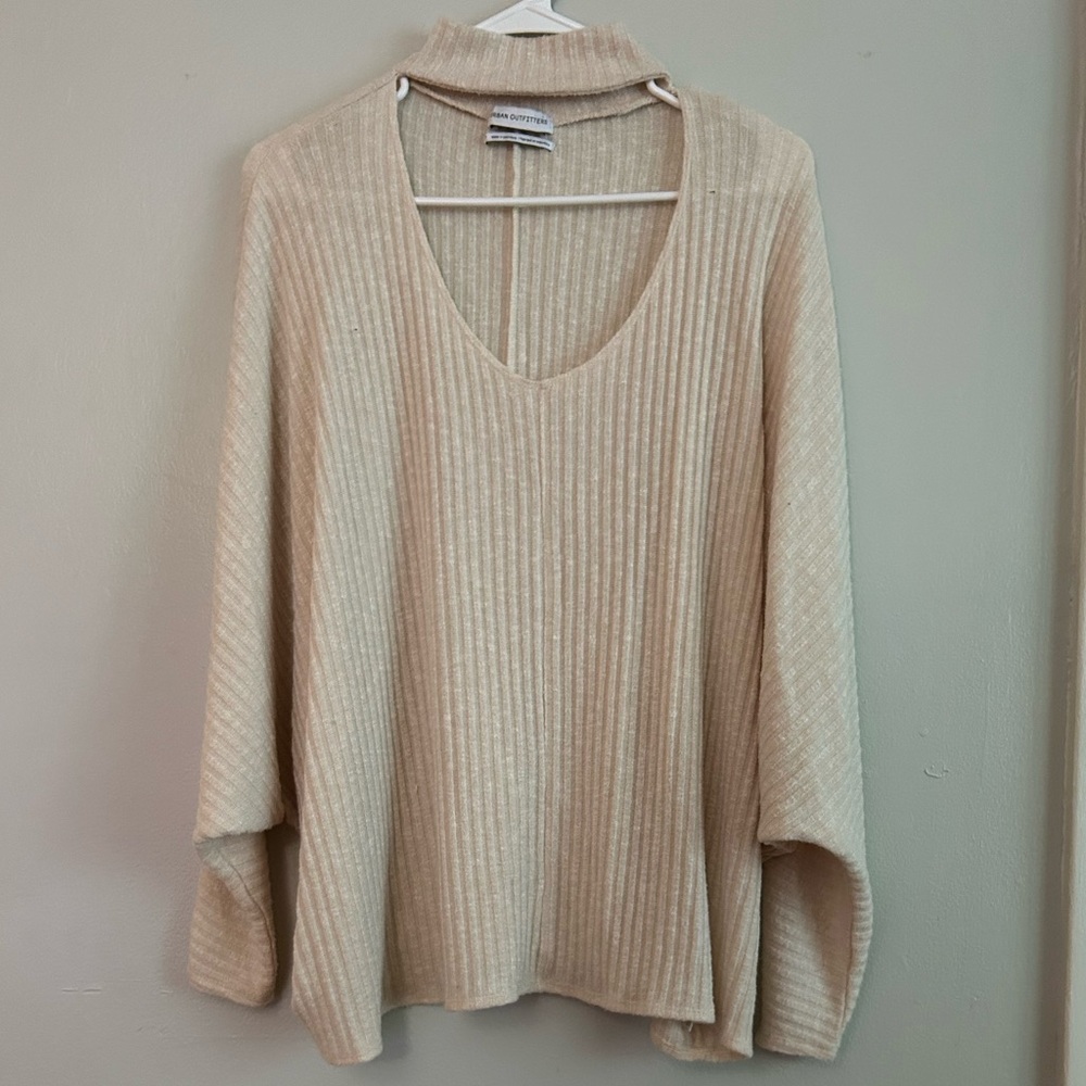 Urban Outfitters Cream Keyhole Neckline Ribbed Knit Top Size S